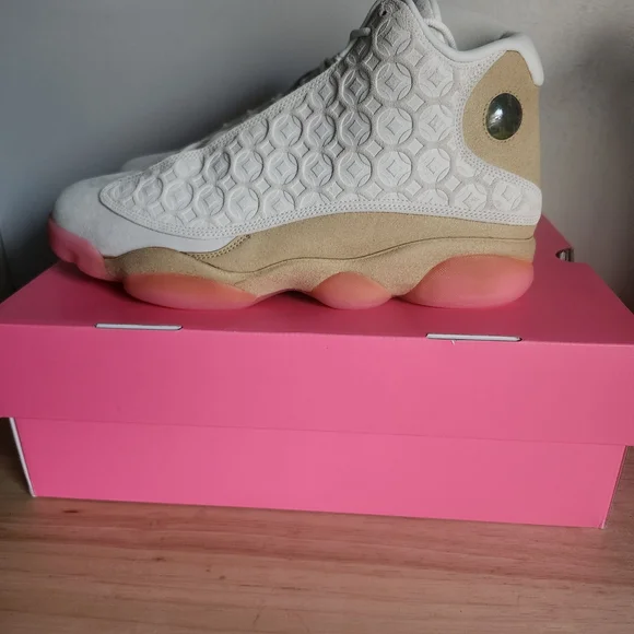 Air Jordan 13 'Chinese New Year' - Picture 6 of 12
